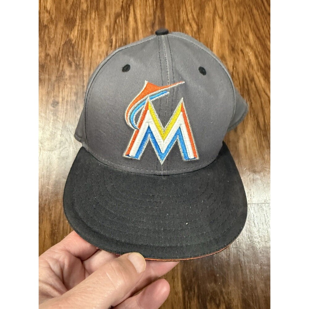 Miami Marlins New Era Fitted Hat 7 5/8